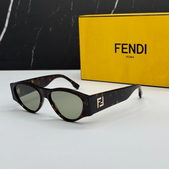 NEW FENDI FE40158I 52E HAVANA SUNGLASSES WOMEN FENDI - Picture 1 of 9
